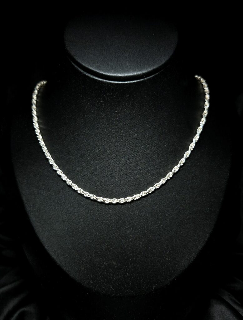 STERLING SILVER TWISTED NECKLACE