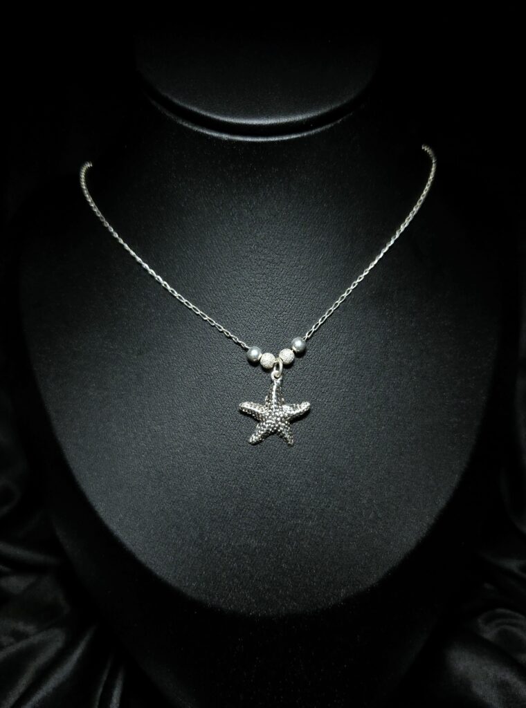 STERLING SILVER SEA STAR NECKLACE PENDANT