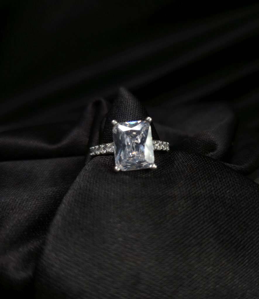 STERLING SILVER ZICRONIA RING